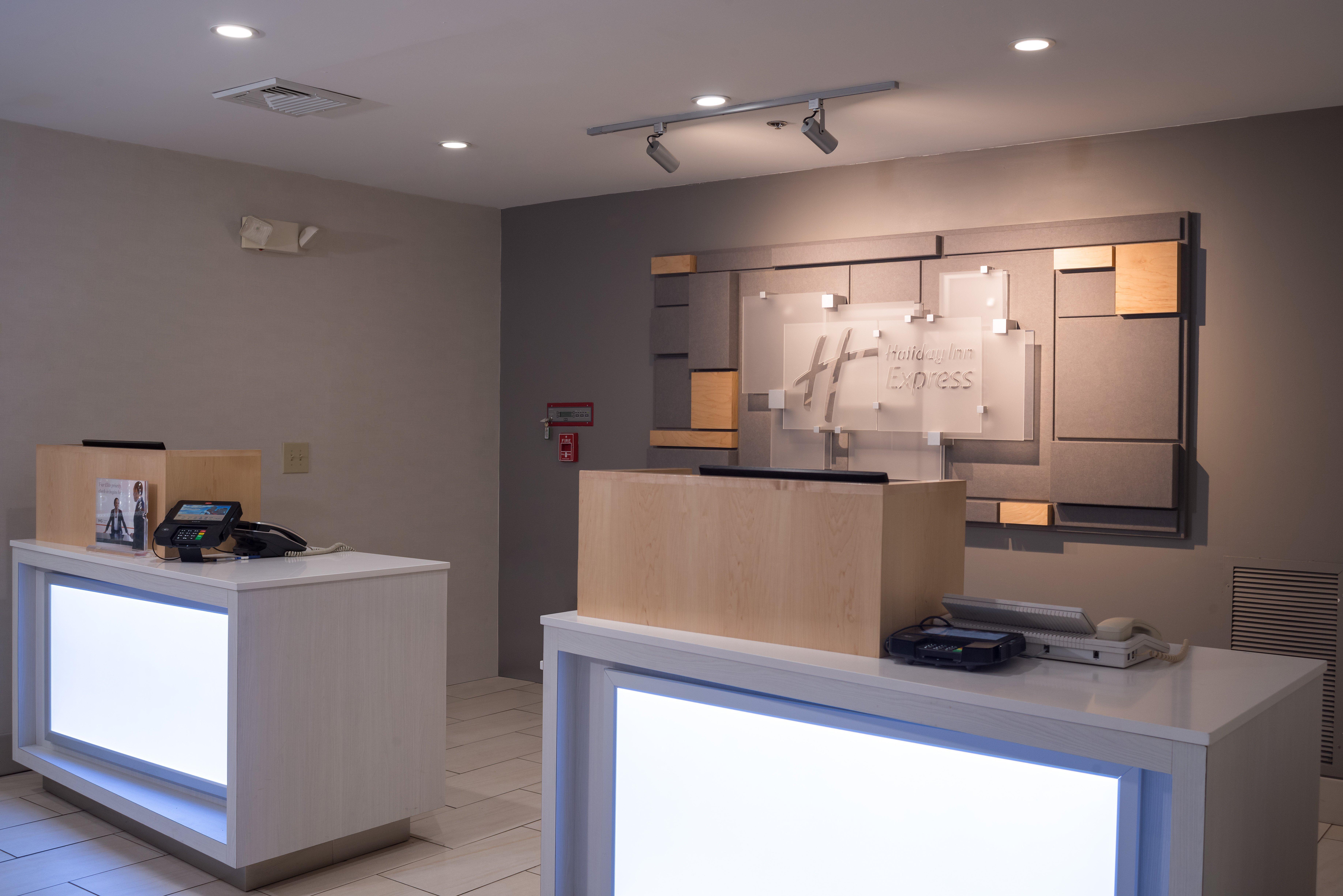 Holiday Inn Express Branford-New Haven By Ihg מראה חיצוני תמונה