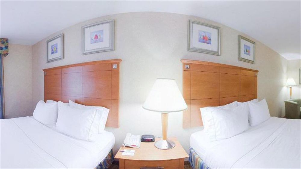 Holiday Inn Express Branford-New Haven By Ihg מראה חיצוני תמונה