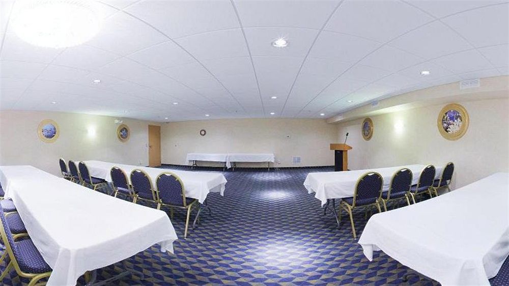 Holiday Inn Express Branford-New Haven By Ihg מראה חיצוני תמונה